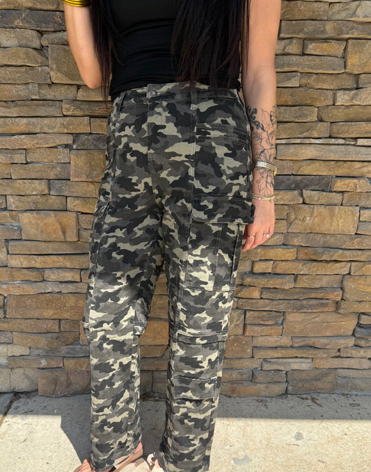 Camo Barrel Jeans