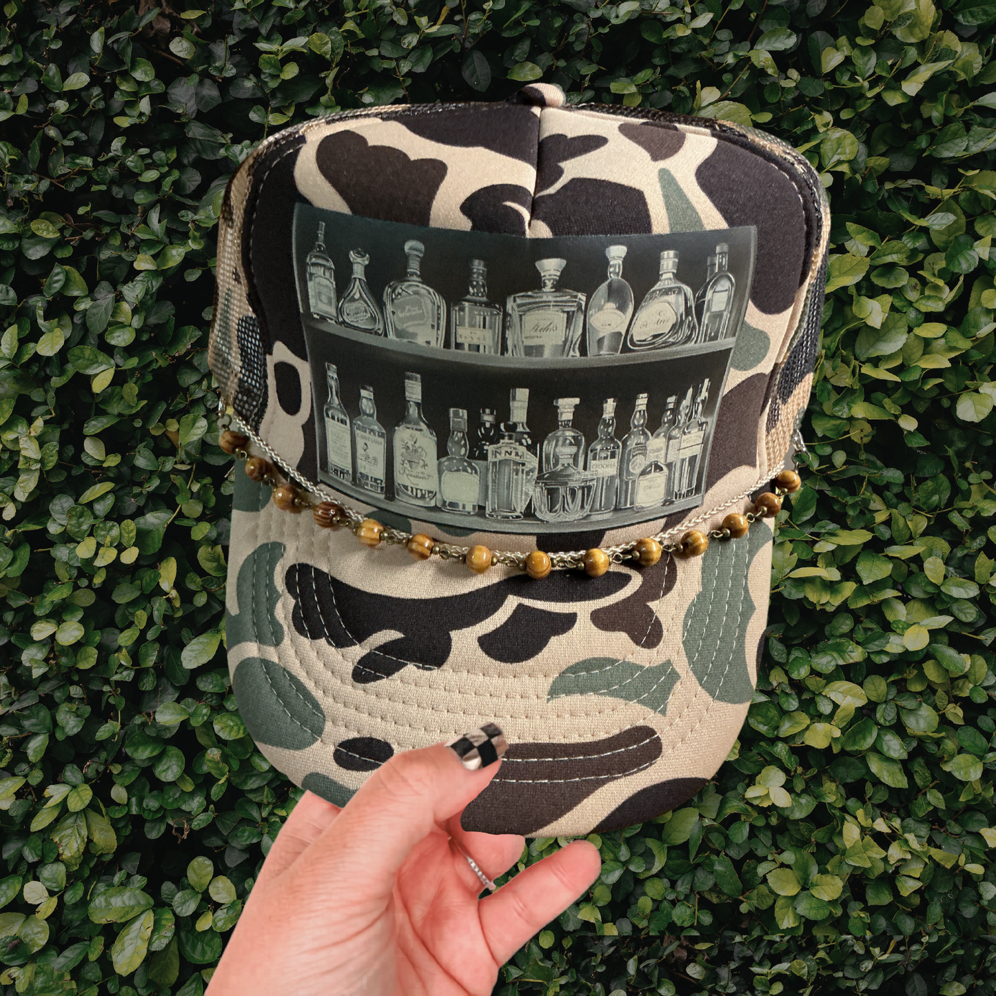 Whiskey drunk trucker hat - with chain