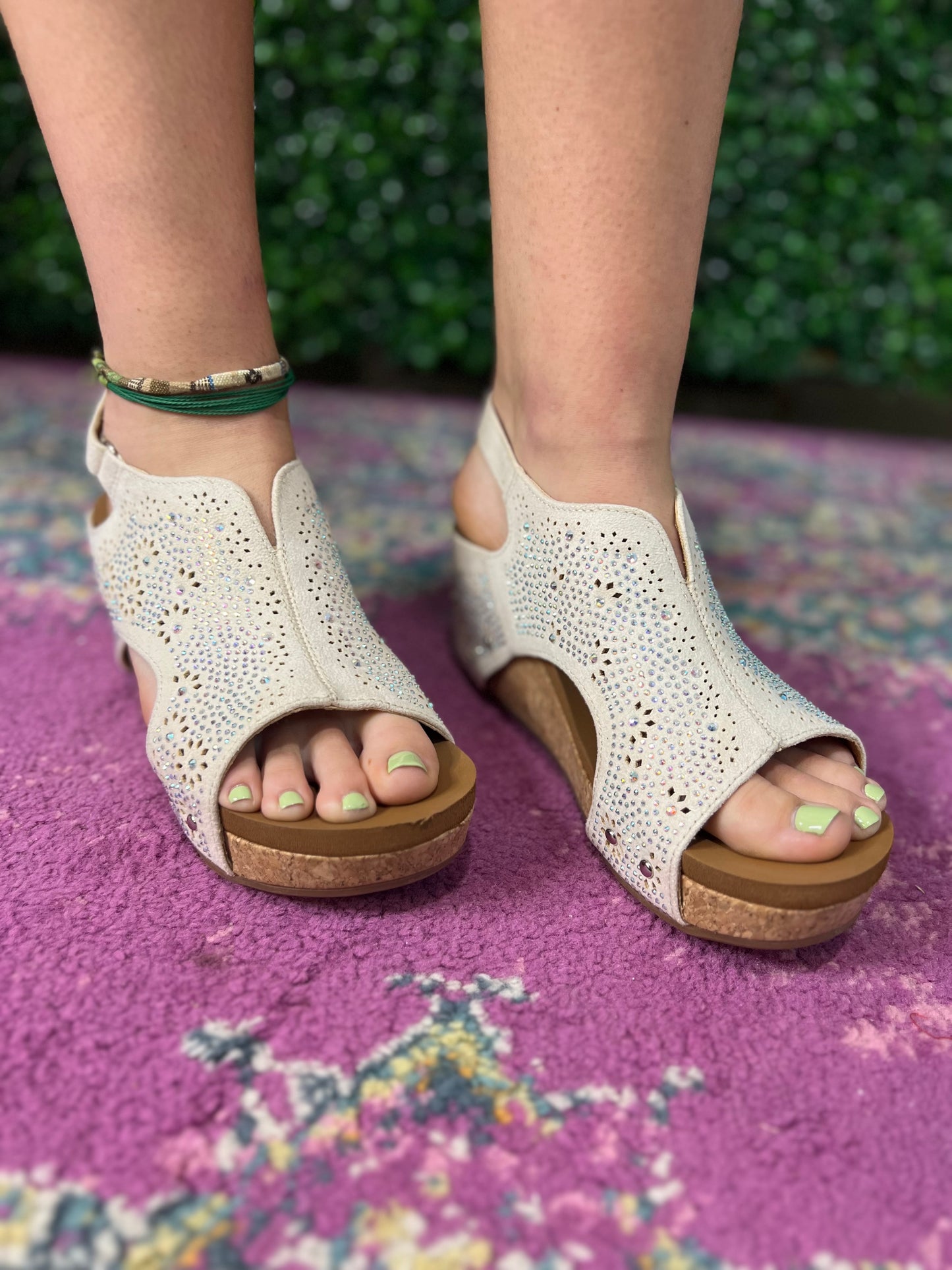 Island Glow Wedges