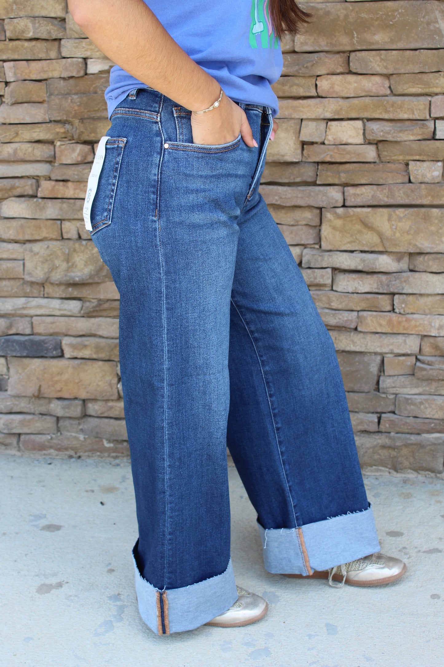 Risen Wide Cuffed Stretchy Jeans