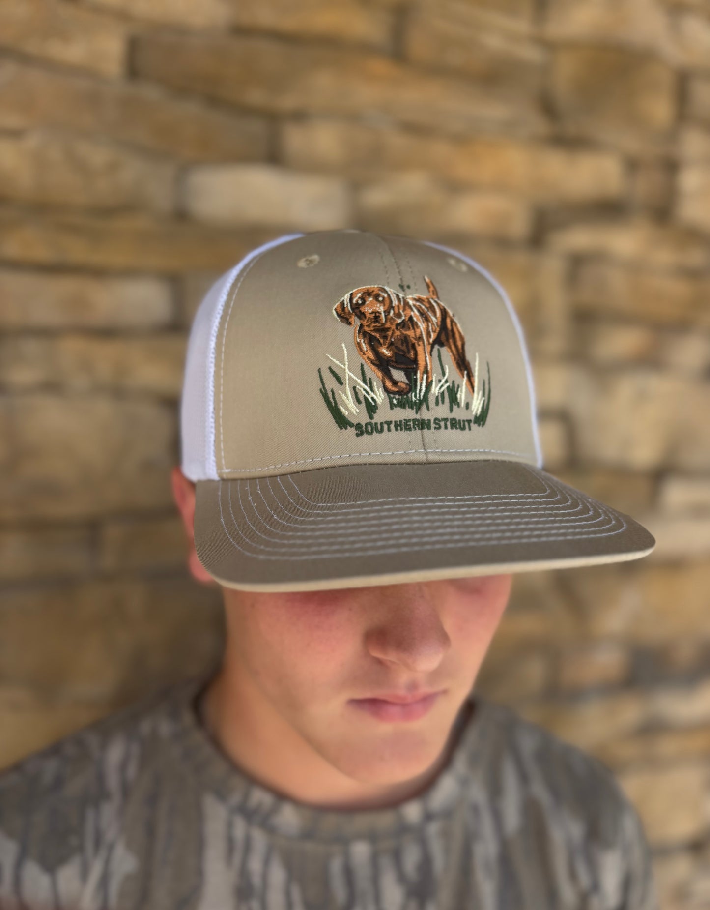 Point Strut Pointer Hat | Khaki-White