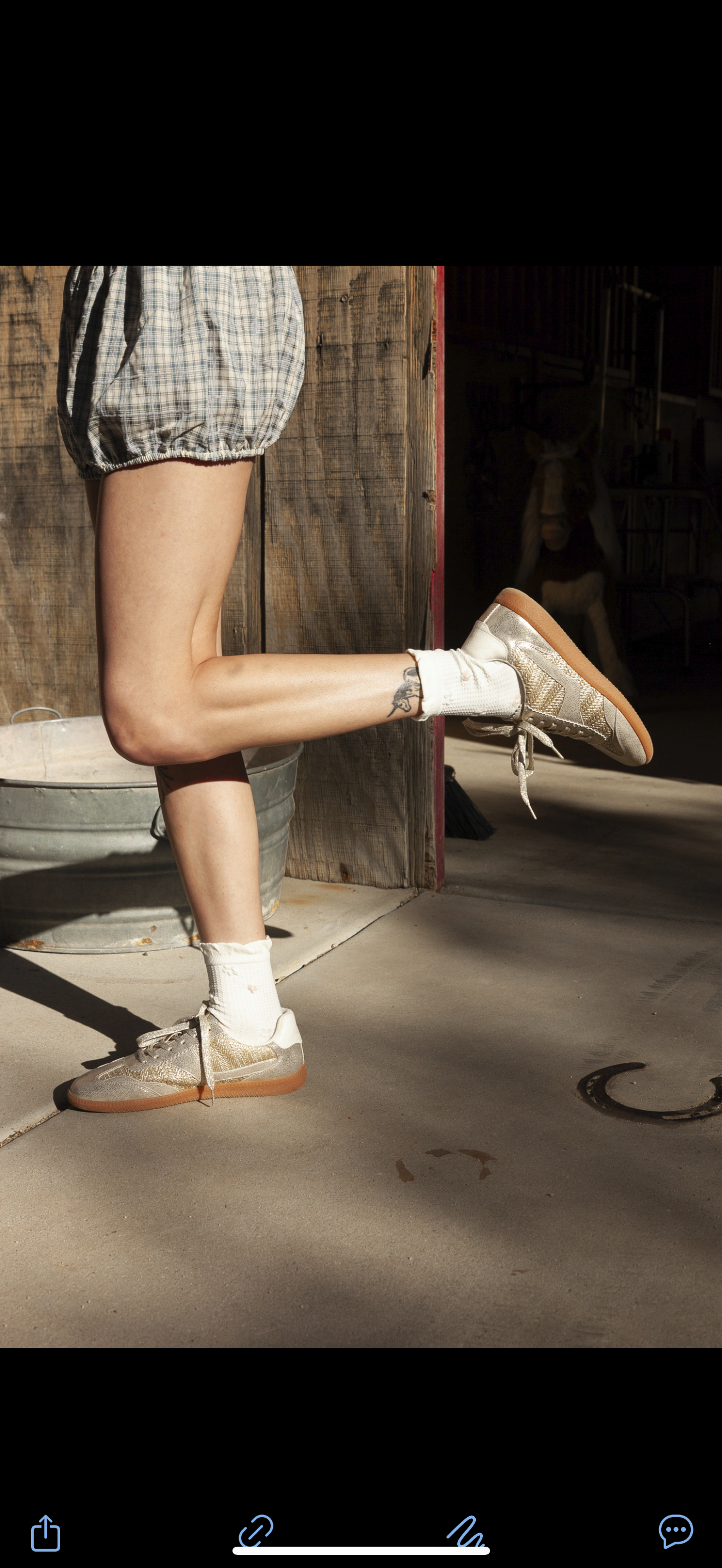 Braid Met Tropics Gold Sneaker