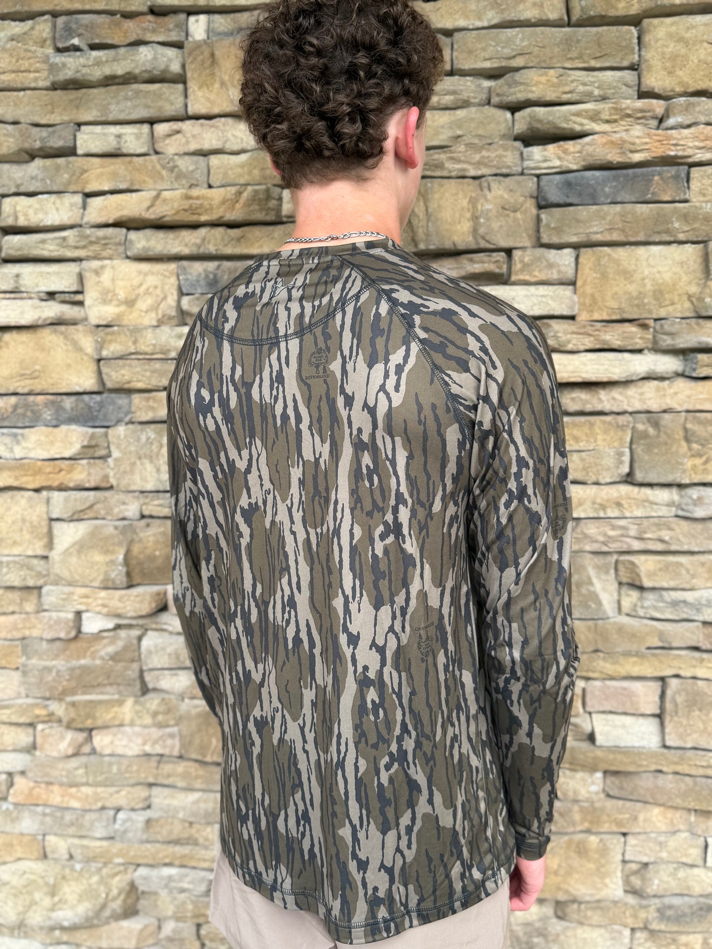 3 Button Henley Mossy Oak Bottomland Camo