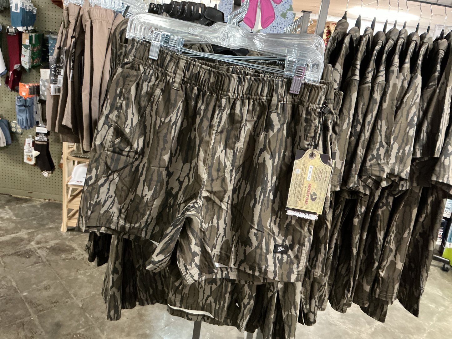 Volley Mossy Oak Bottomland Camo Shorts Men’s