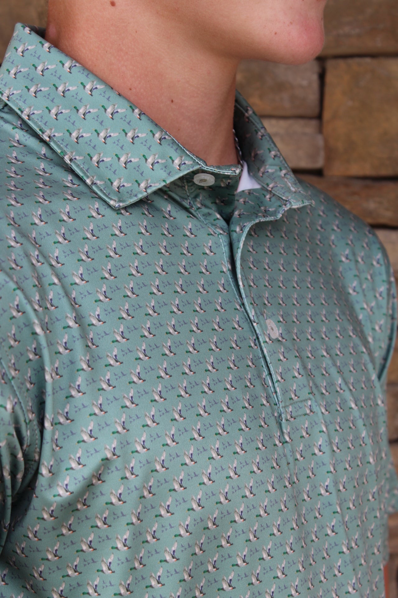 Men’s flying mallard performance polo shirt