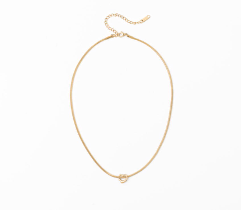 Heart gold necklace