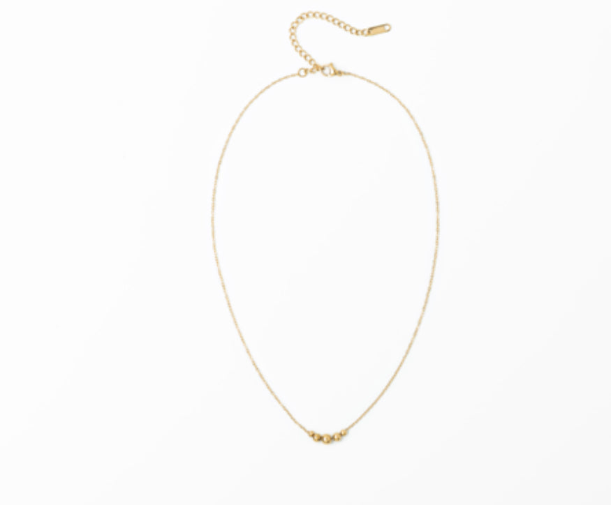 Thin gold 5 bead necklace