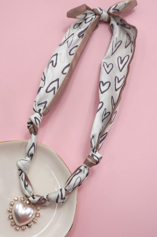 Pearl Rhinestone Heart Scarf Necklace