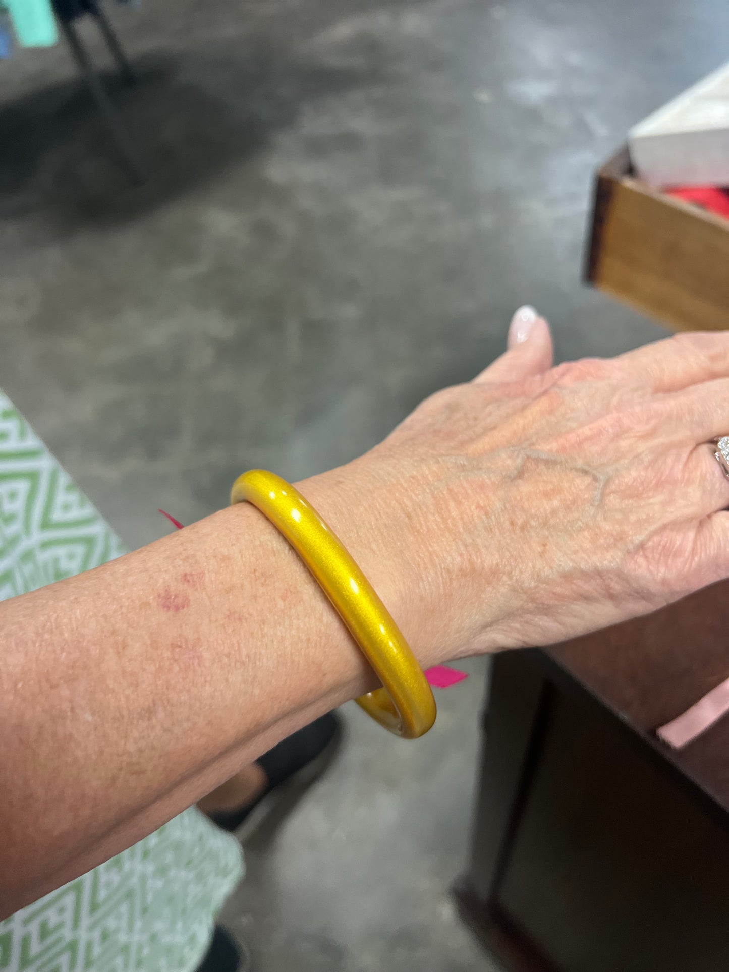 Gold chunky Bangle