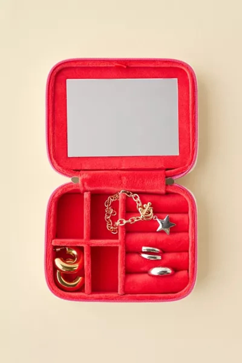 Glam Getaway Case