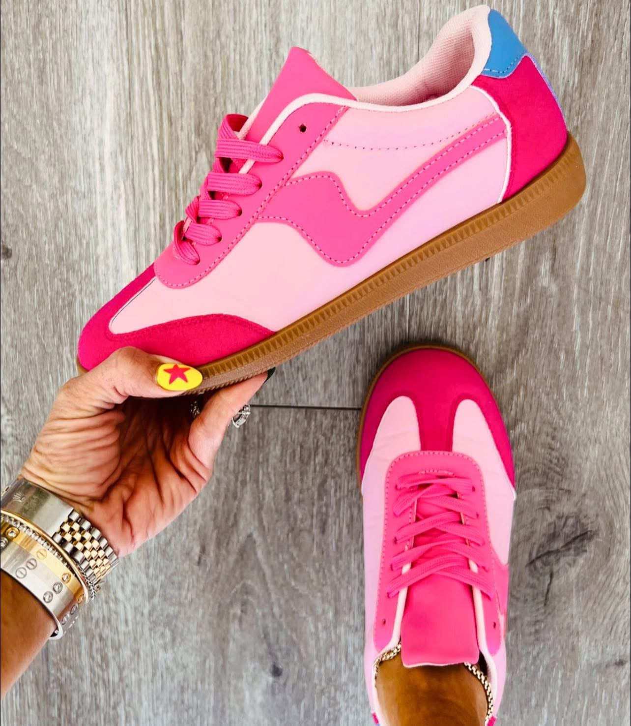 La Sheelah Pink Sneakers