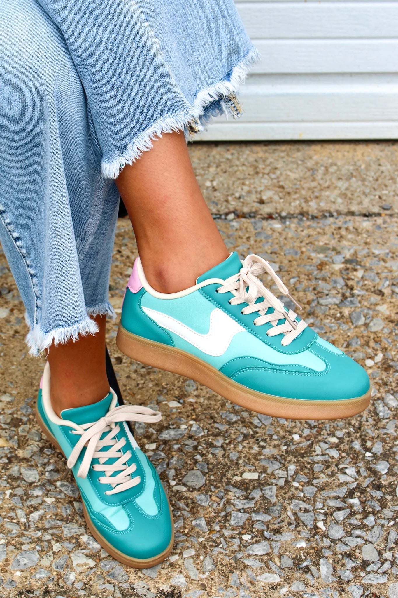 La Sheelah Blue Sneaker
