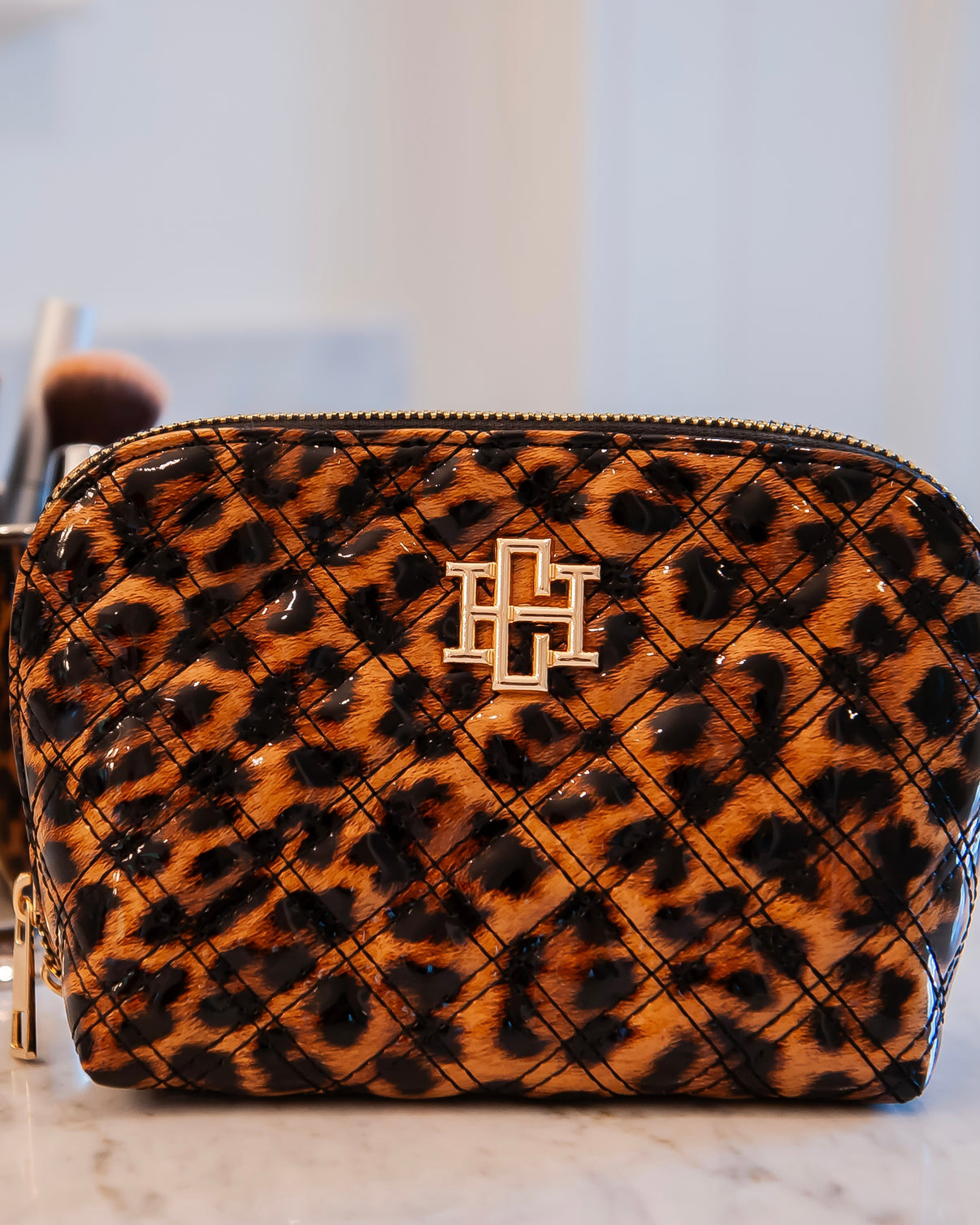 Ibiza Small Pouch Spotted Patent